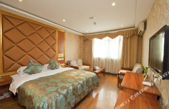 萬家商務賓館（棗莊泰山店）