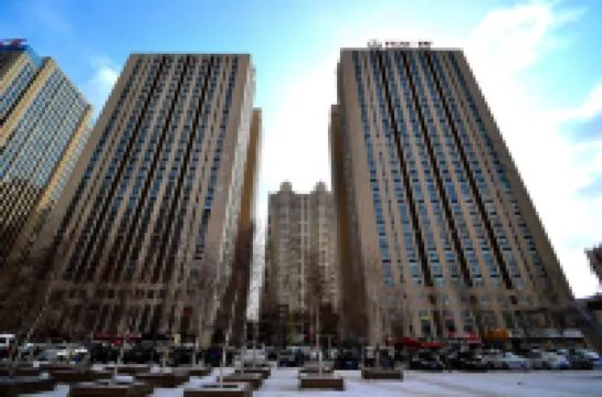 Harbin Yuetu Serviced Apartment Hotels in Harbin Railway West Station/ Wanda Plaza