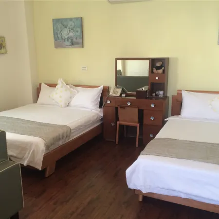 19 Wuu Wuu Guest House Отели рядом с достопримечательностью «Парк Наньбинь»