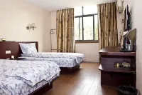 Luojing Business Hotel Hotels near Luojing Water Conservation Forest
