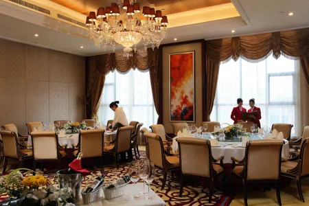 Vienna Hotel (Heyuan Longchuan) Отели рядом с достопримечательностью «Heyuan Tuocheng»