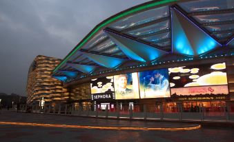 Zhongwei Hotel (Zhuhai Nanping Huafa Commercial City Branch)