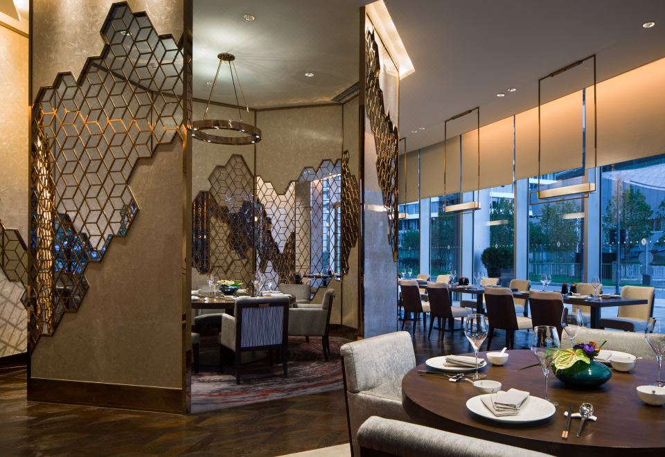 인터컨티넨탈 상하이 훙차오 NECC 룸