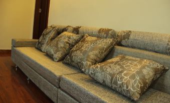 Changning Huihua Business Hotel