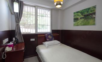Tang Guo Theme Hotel