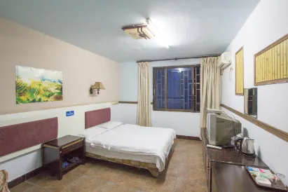 Linfeng Inn (Guilin Railway Station Liangjiang Sihu Branch)