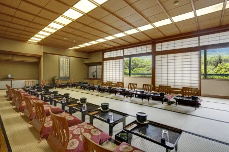 Nasu Onsen Sanraku Отели в г. Насу