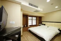 Dandong Yading Hotel