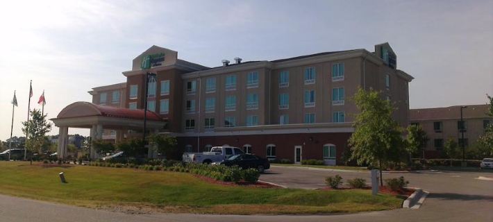 Holiday Inn Express & Suites SMITHFIELD - SELMA I-95 by IHG Отели в г. Джонстон