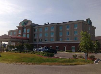 Holiday Inn Express & Suites Smithfield - Selma I-95