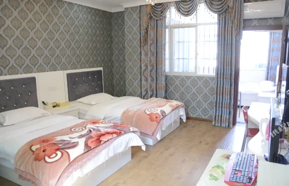 會理尚座商務賓館