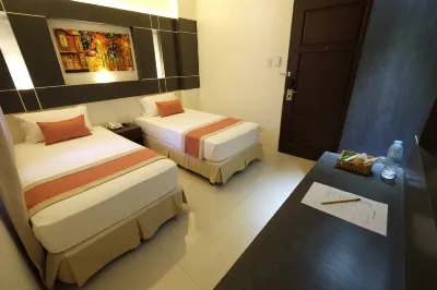 Southpole Central Hotel Hotels near University of the Visayas, Expanded Tertiary Education Equivalency and Accreditation Program