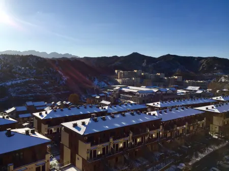 37 Degree Water Town Holiday Villa (Beijing Gubei Changcheng Yuanzhu)