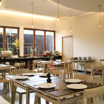 CA Hotel and Residence Phuket Отели рядом с достопримечательностью «Пирс Лаем Хин»