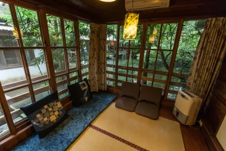 Zhuo Ye Cottage
