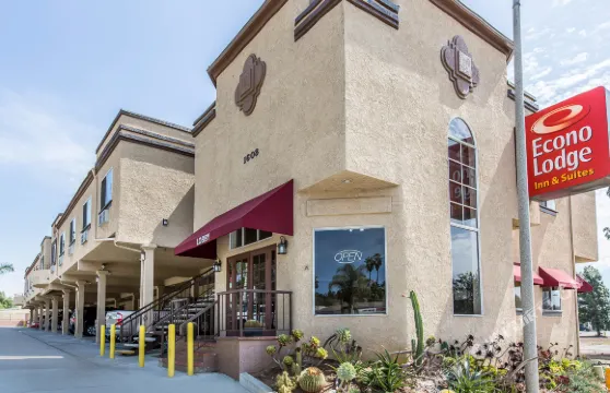 福布魯克市中心伊克諾套房酒店