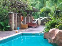 三亚克拉尔阳光酒店式公寓 - 室外游泳池
