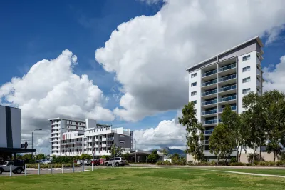 Central Kensington Apartments Các khách sạn ở Currajong
