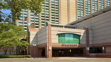 Sheraton Boston Hotel Отели рядом с достопримечательностью «Чайнатаун»