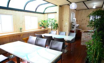 Healing Guesthouse Jeju