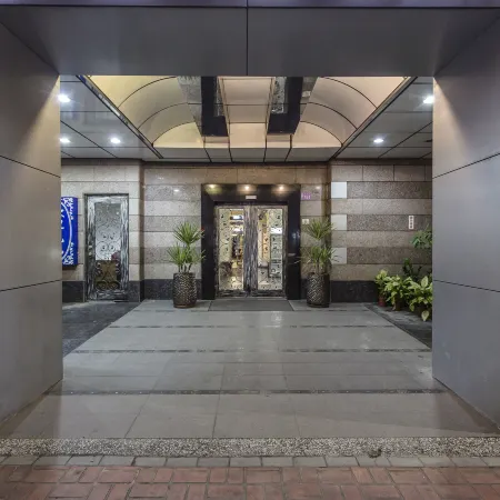 The Cloud Hotel Отели рядом с достопримечательностью «Станция Neili»