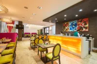 Lenox Hotel - Aamiainen