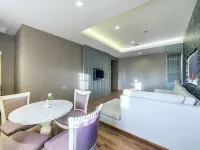 Royal Rattanakosin Hotel - Near Grand Palace & Khaosan Road Hotel berhampiran Grand Palace (Istana Besar)