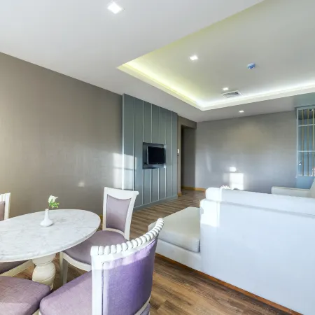 Royal Rattanakosin Hotel - Near Grand Palace & Khaosan Road