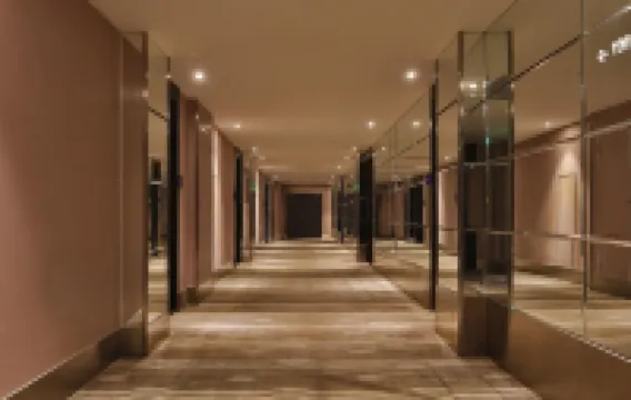 桔子酒店（大連中山廣場人民路店）