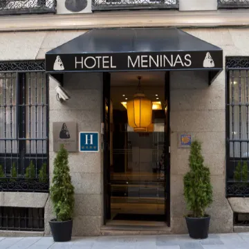 Hotel Meninas - Boutique Opera Отели рядом с достопримечательностью «Небоскреб "Испания"»