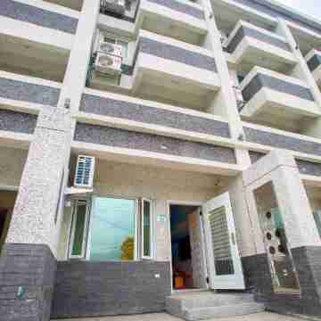 Hiyan Homestay Hotel Exterior