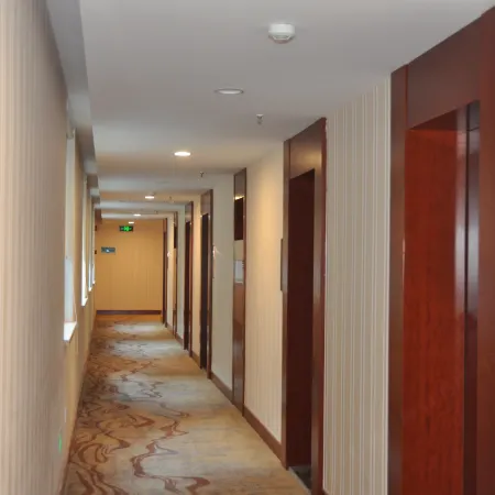 Desheng Hotel