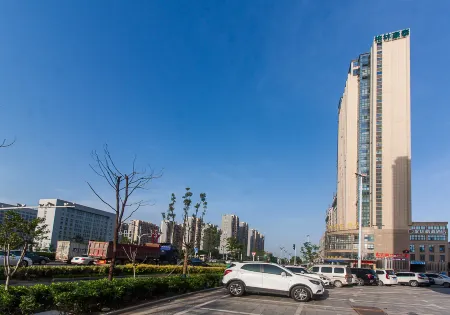 Huaiyuan Hualun Hotel