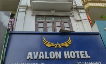 Avalon Hotel