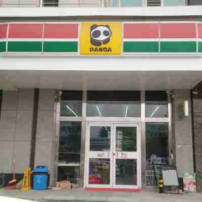 Panda Apartment Hotel Exterior