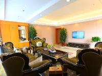 Vienna Hotel (Xining Delingha Road Wanda Plaza)