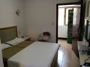 Jieyang Huahui Accommodation