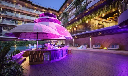 The Crystal Luxury Bay Resort Nusa Dua