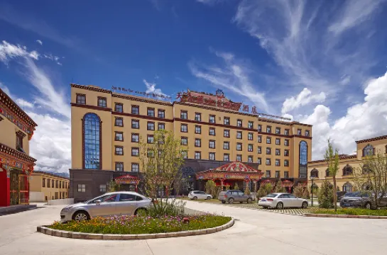 Tianhe Tibetan Culture International Hotel - parking