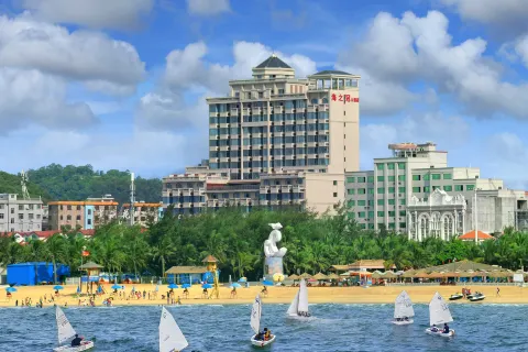 Ocean Rise Hotel
