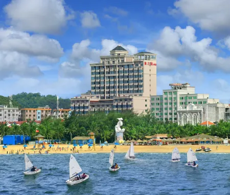 Ocean Rise Hotel Отели рядом с достопримечательностью «Dajiao Temple of the Queen of Heaven»