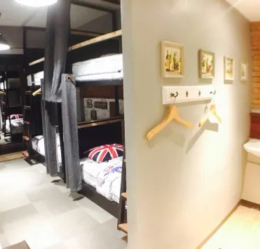 ห้องสำหรับครอบครัวพร้อมฝักบัว