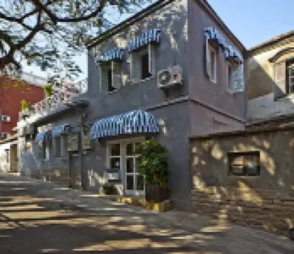 Haitan 72 Inn Hotels near Sunlight Rock