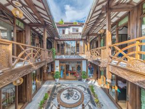 Houde Boutique Inn (Lijiang Ancient City Dashuiche Shop)