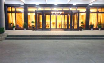 Yujiang Hotel