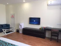 Jingang Business Hotel (Huaibei Railway Station Branch)