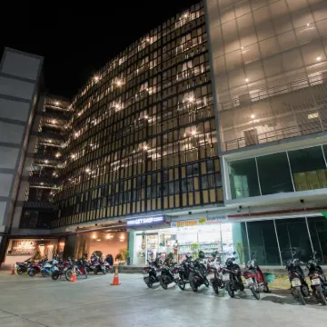 Get Zleep Premium Budget Hotel Hotels near Wat Phra That Doi Suthep