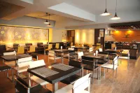Vienna International Hotel (South Square of Changzhou Railway Station) - sarapan
