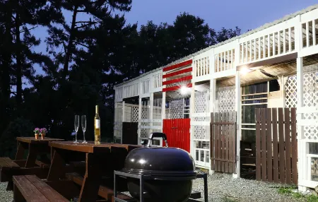 Boryeong Thirasel Pension Отели в г. Порён