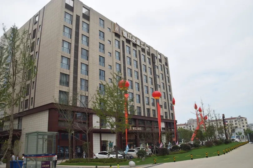 Jinjiang Inn Select (Nanjing Getang Metro Station Meli Square)
